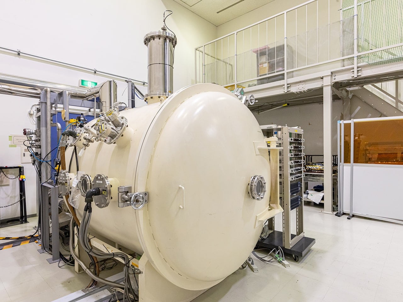 小型衛星用スペースチャンバ