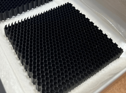 黒色メッキオープンハニカム